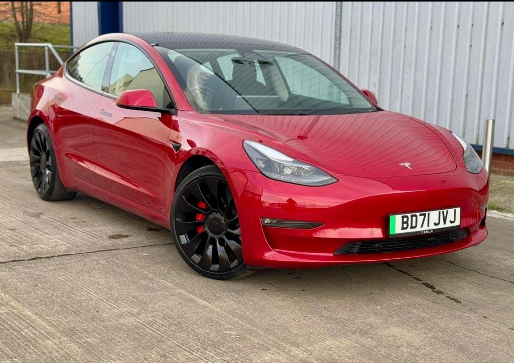 View TESLA MODEL 3 (Dual Motor) Performance Auto 4WDE 4dr (Performance Upgrade)