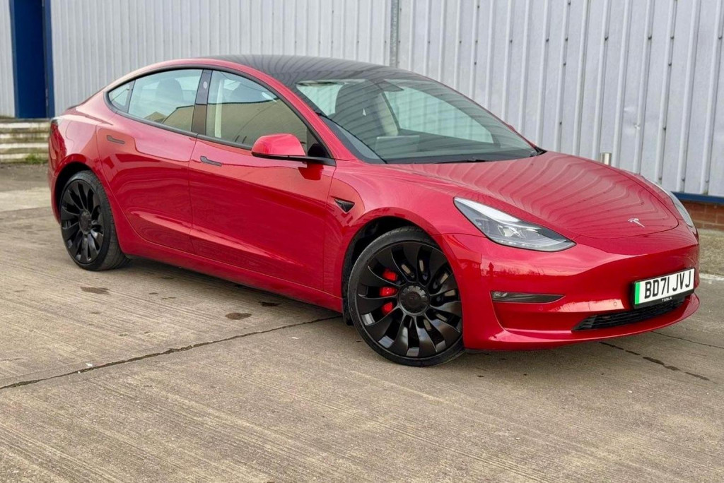 View TESLA MODEL 3 (Dual Motor) Performance Auto 4WDE 4dr (Performance Upgrade)
