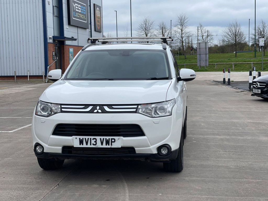 MITSUBISHI OUTLANDER