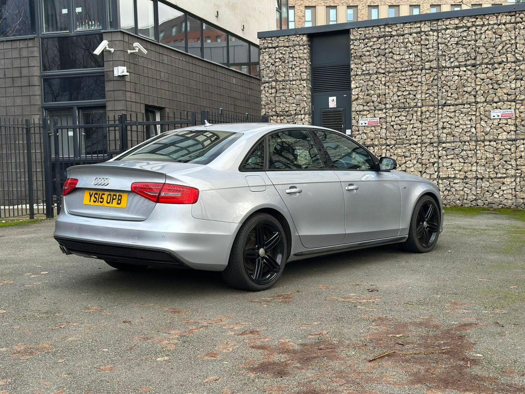 View AUDI A4 2.0 TDI Black Edition Plus Multitronic Euro 5 (s/s) 4dr