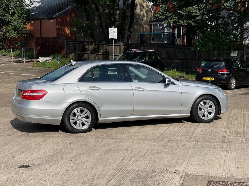MERCEDES-BENZ E CLASS