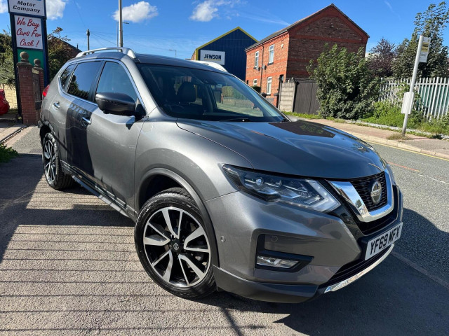 NISSAN X-TRAIL