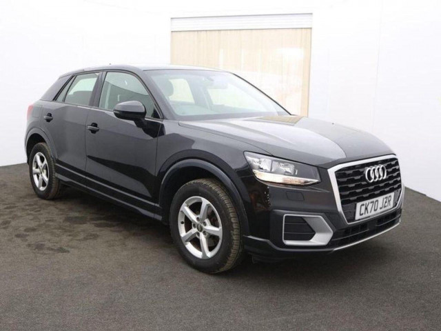 AUDI Q2