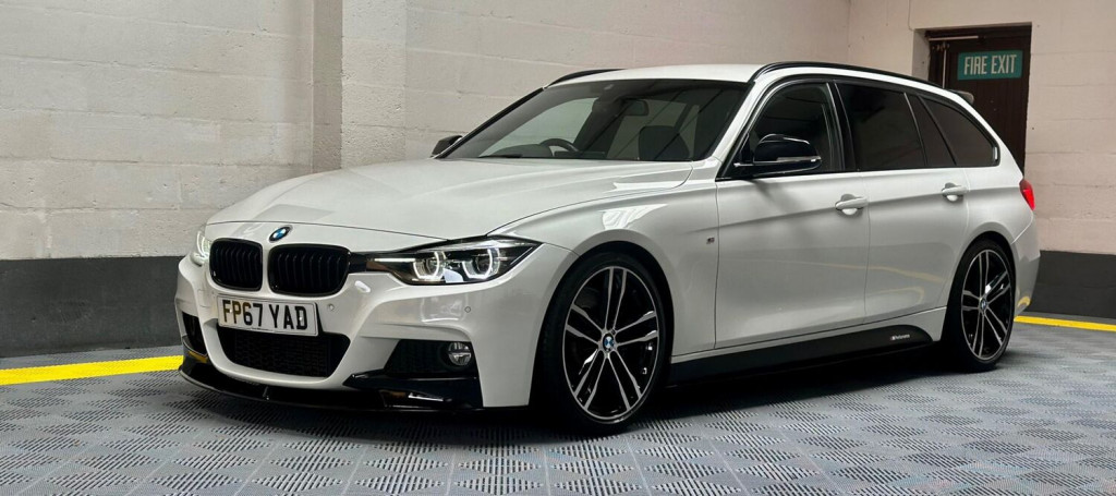 BMW 3 SERIES