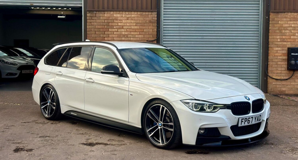 BMW 3 SERIES