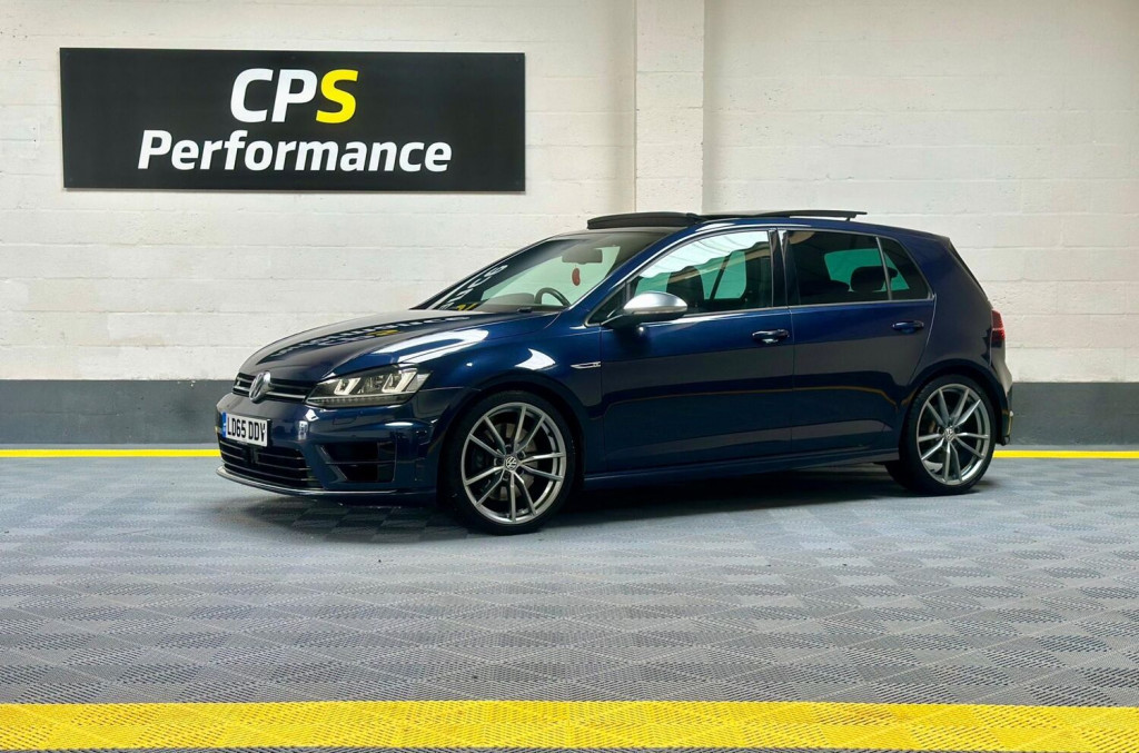 View VOLKSWAGEN GOLF 2.0 TSI BlueMotion Tech R DSG 4Motion Euro 6 (s/s) 5dr