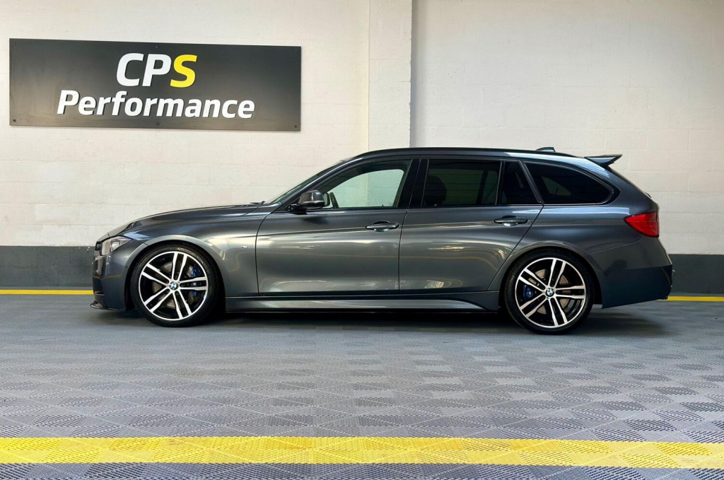 View BMW 3 SERIES 3.0 330d M Sport Touring Auto xDrive Euro 5 (s/s) 5dr