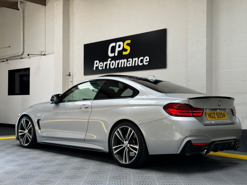 BMW 4 SERIES