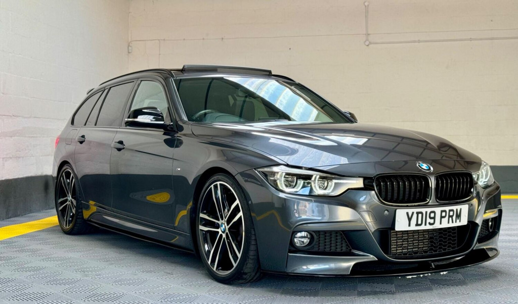BMW 3 SERIES