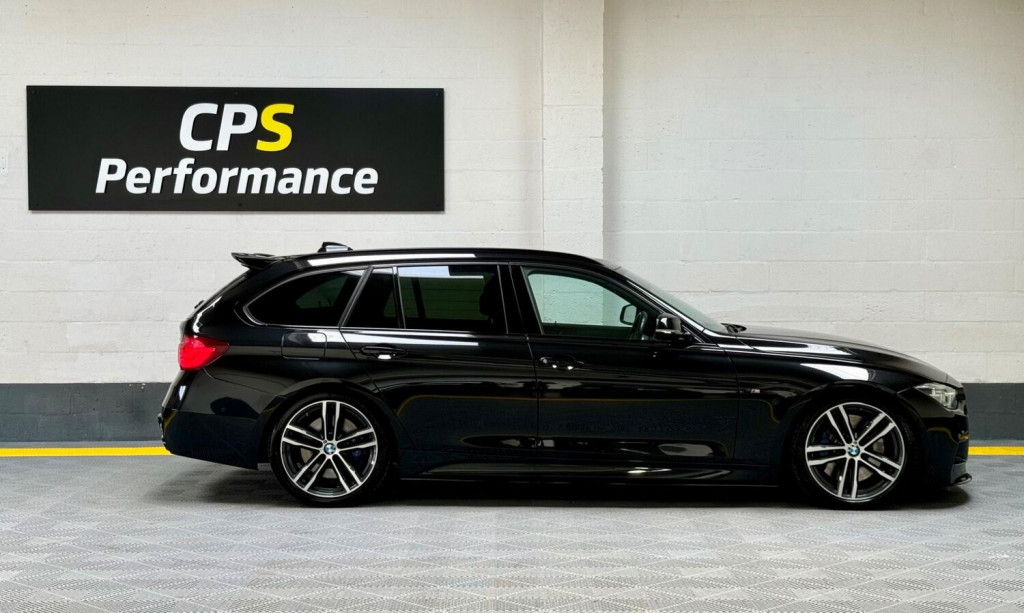 View BMW 3 SERIES 3.0 335d M Sport Shadow Edition Touring Auto xDrive Euro 6 (s/s) 5dr