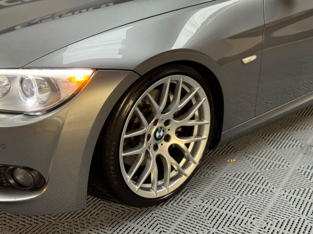 View BMW 3 SERIES 3.0 335d M Sport Steptronic Euro 5 2dr