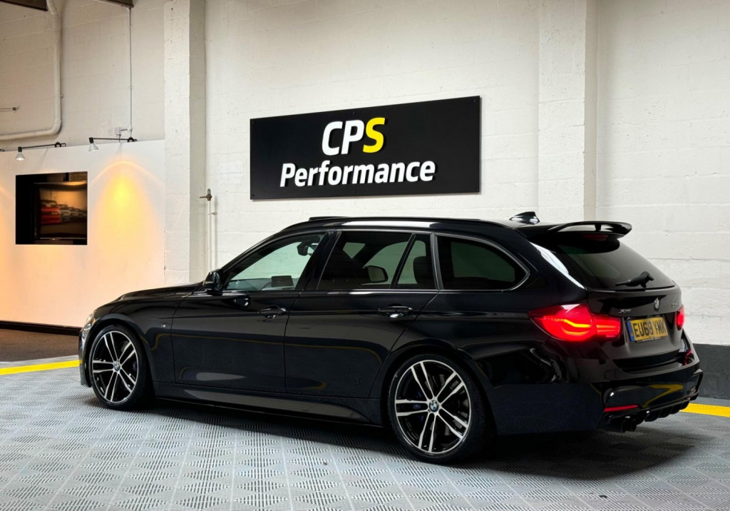 View BMW 3 SERIES 3.0 335d M Sport Shadow Edition Touring Auto xDrive Euro 6 (s/s) 5dr