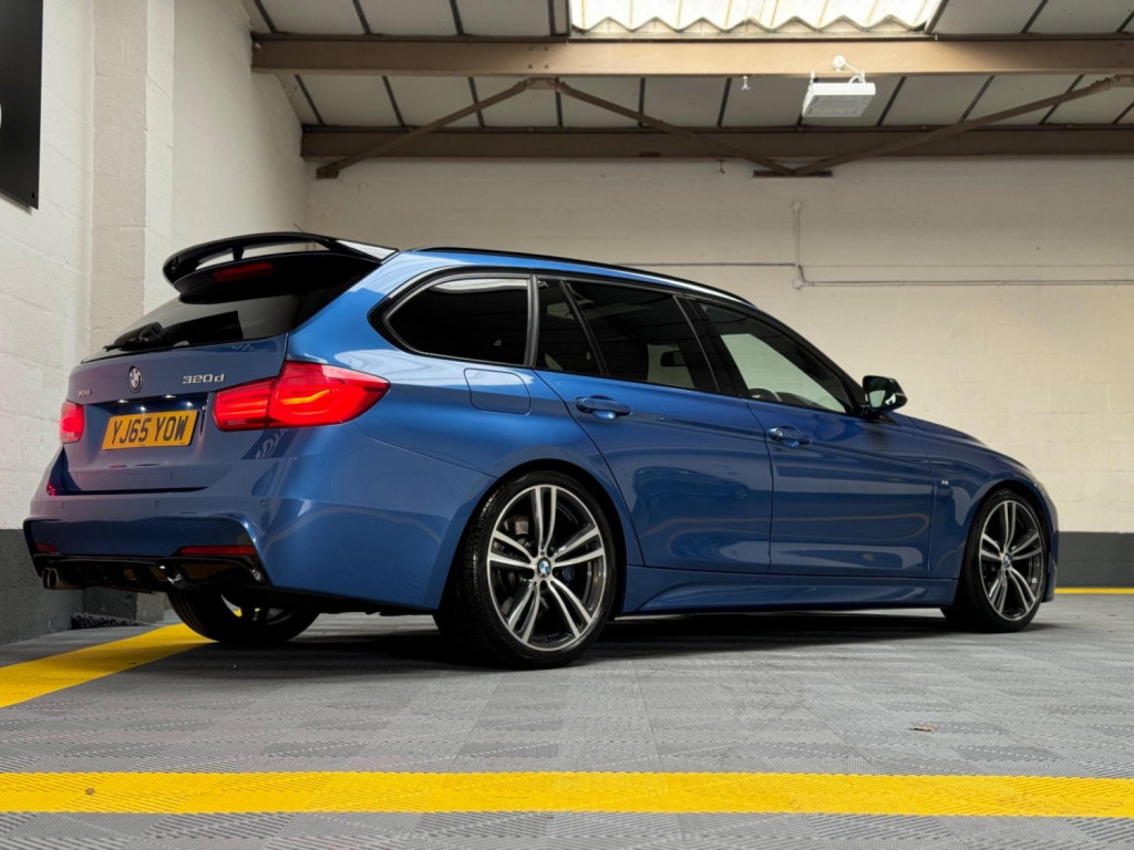 BMW 3 SERIES