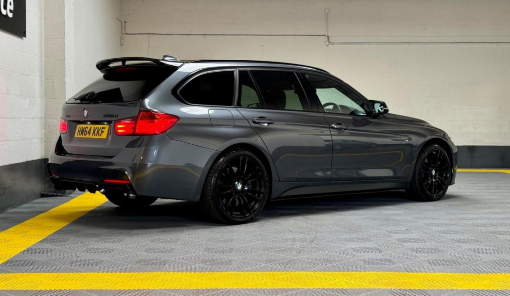 BMW 3 SERIES