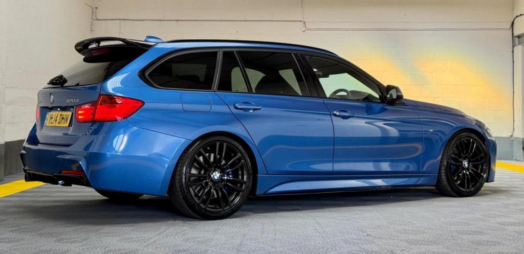 BMW 3 SERIES