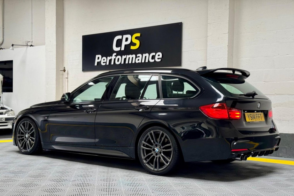 View BMW 3 SERIES 3.0 330d M Sport Touring Auto xDrive Euro 5 (s/s) 5dr