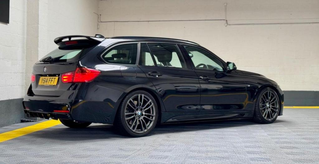 BMW 3 SERIES