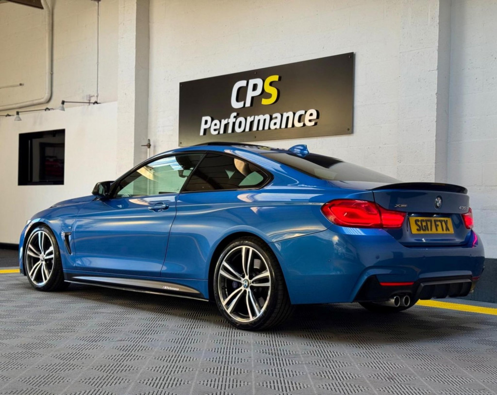 View BMW 4 SERIES 3.0 435d M Sport Auto xDrive Euro 6 (s/s) 2dr