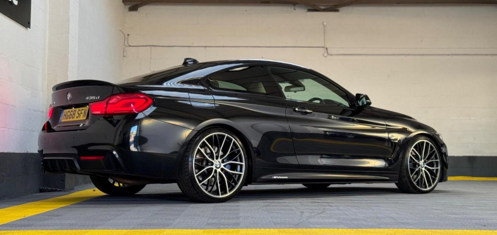 BMW 4 SERIES