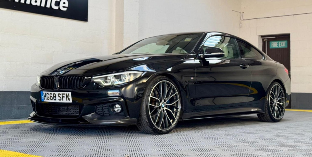 BMW 4 SERIES