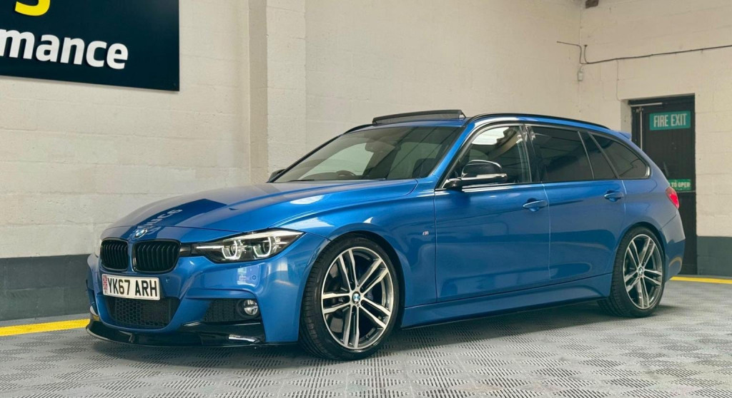 BMW 3 SERIES