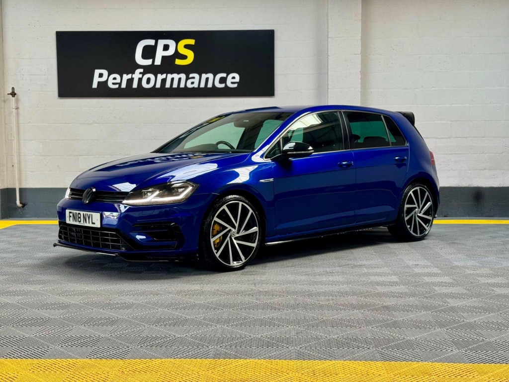 View VOLKSWAGEN GOLF 2.0 TSI R DSG 4Motion Euro 6 (s/s) 5dr