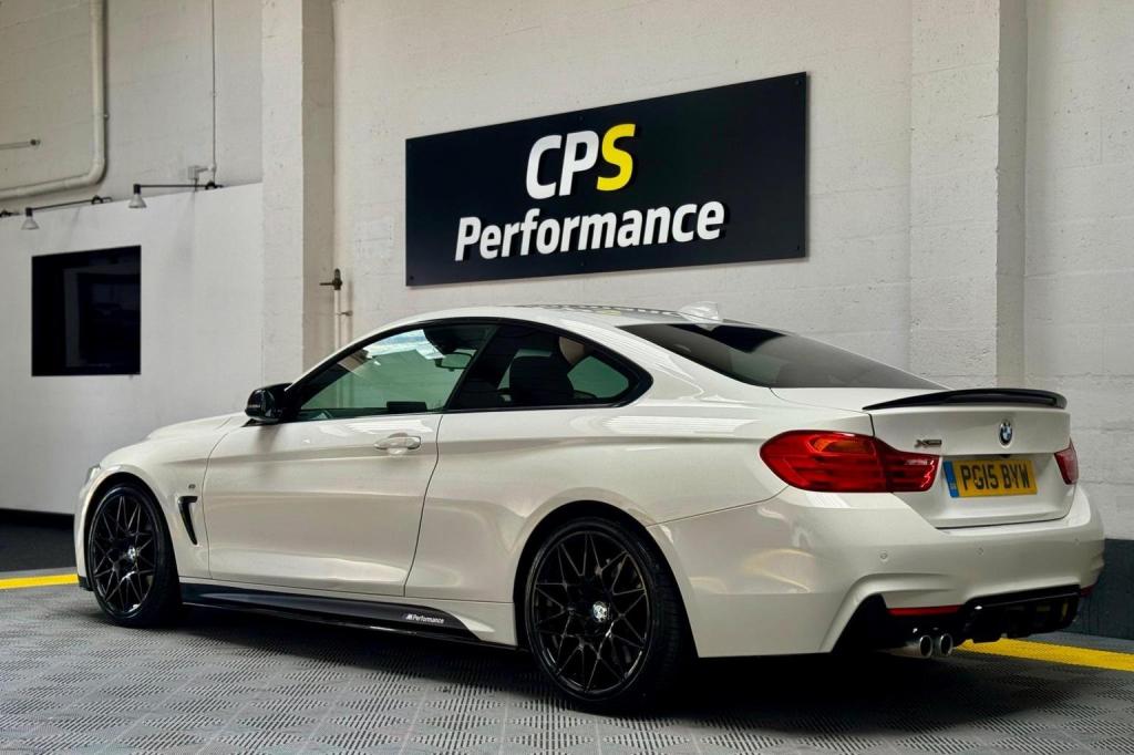 BMW 4 SERIES