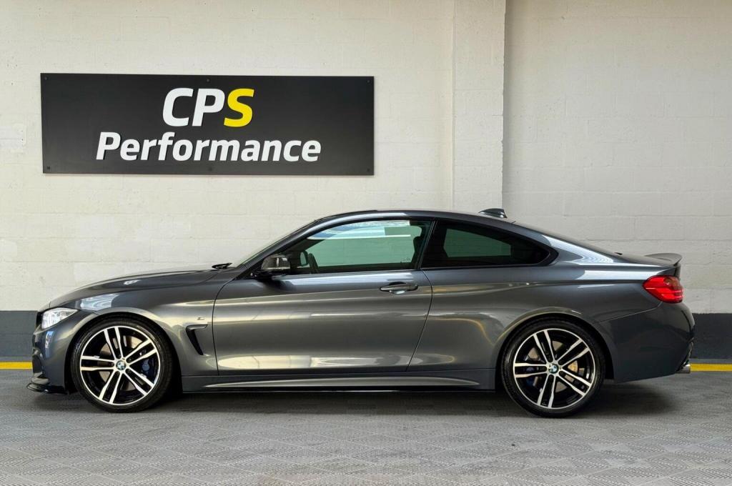 BMW 4 SERIES