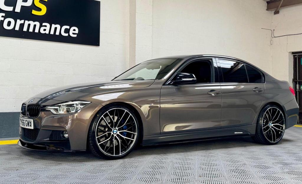 BMW 3 SERIES