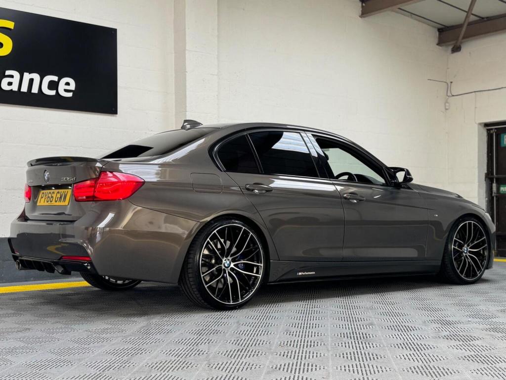 BMW 3 SERIES