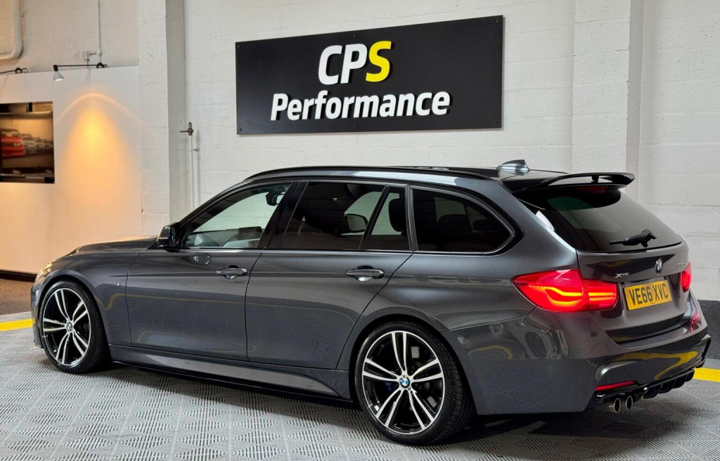 View BMW 3 SERIES 3.0 330d M Sport Touring Auto xDrive Euro 6 (s/s) 5dr