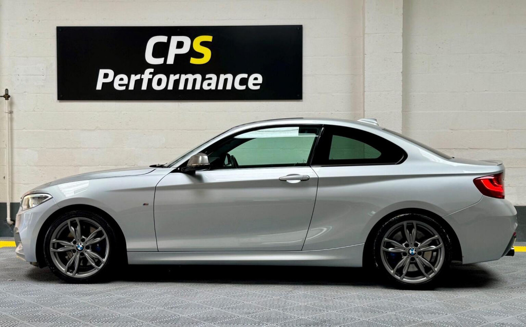View BMW 2 SERIES 3.0 M240i Auto Euro 6 (s/s) 2dr