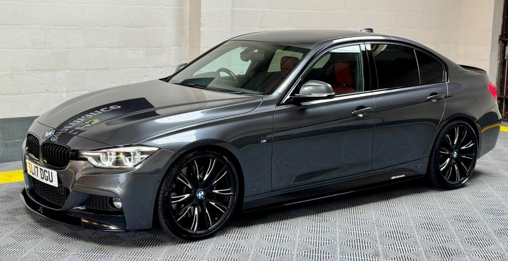 BMW 3 SERIES