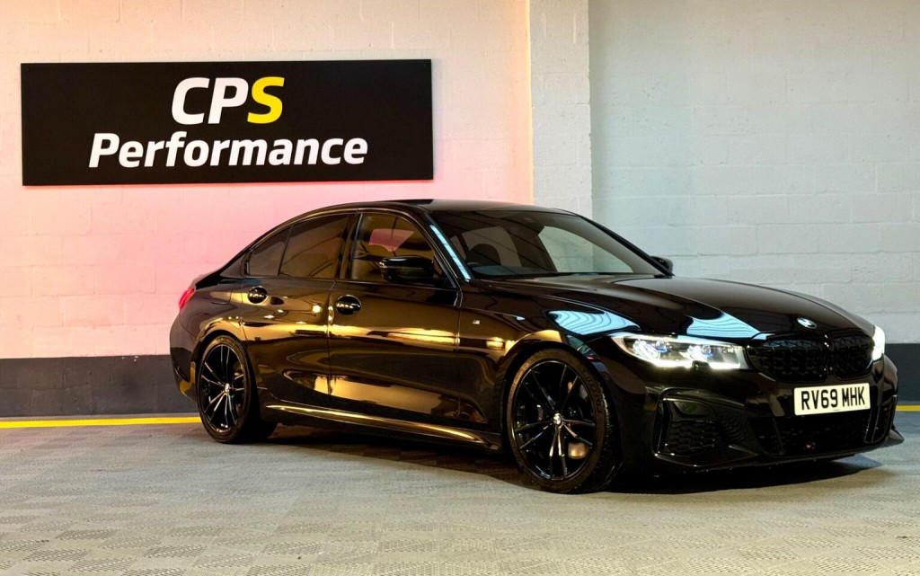View BMW 3 SERIES 3.0 M340i Auto xDrive Euro 6 (s/s) 4dr