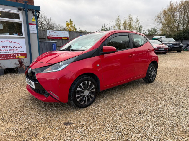 TOYOTA AYGO