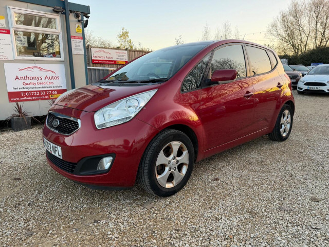 KIA VENGA