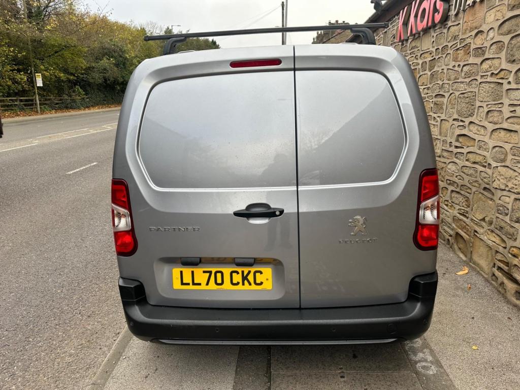 PEUGEOT PARTNER