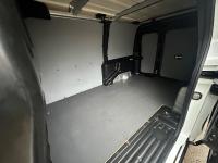 LEVC VN5