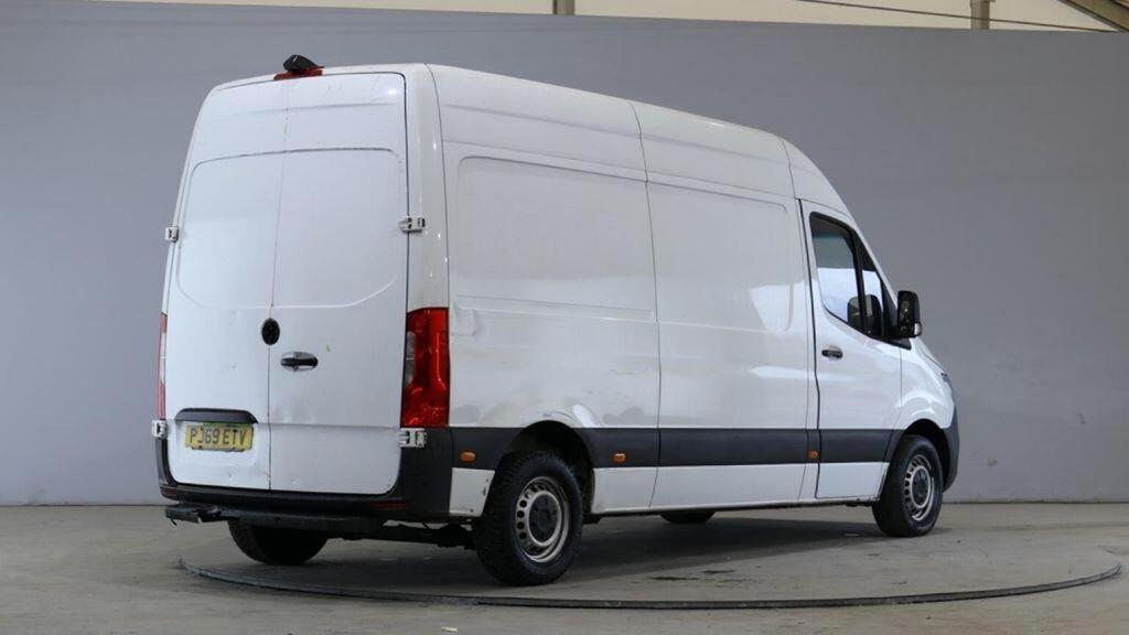 MERCEDES-BENZ SPRINTER