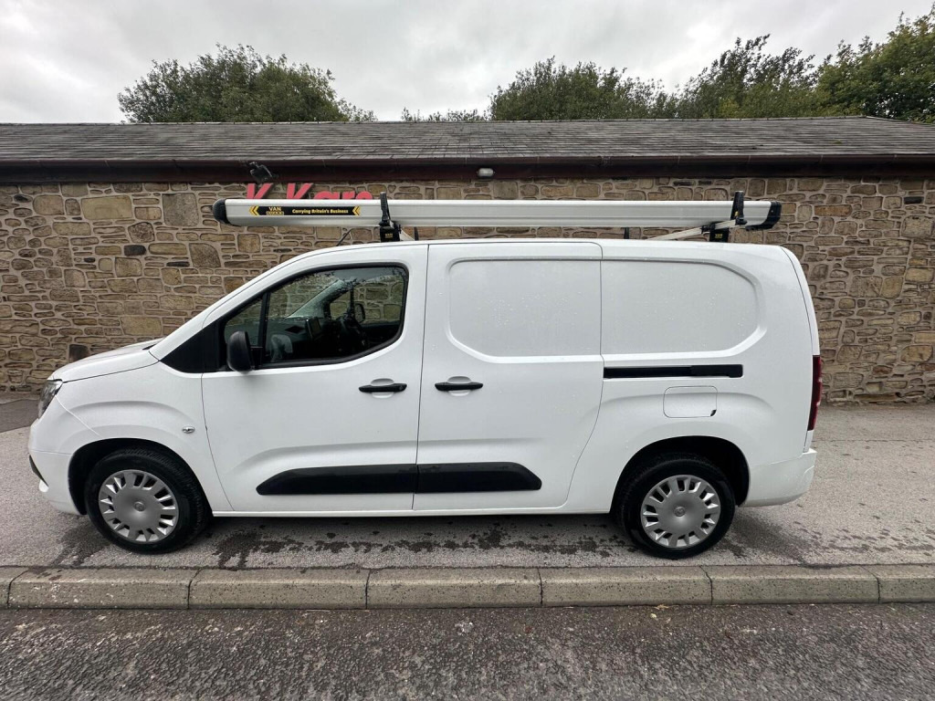 VAUXHALL COMBO