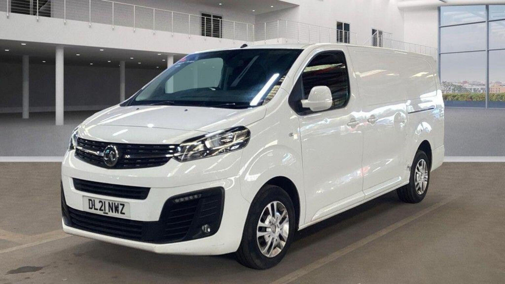 VAUXHALL VIVARO