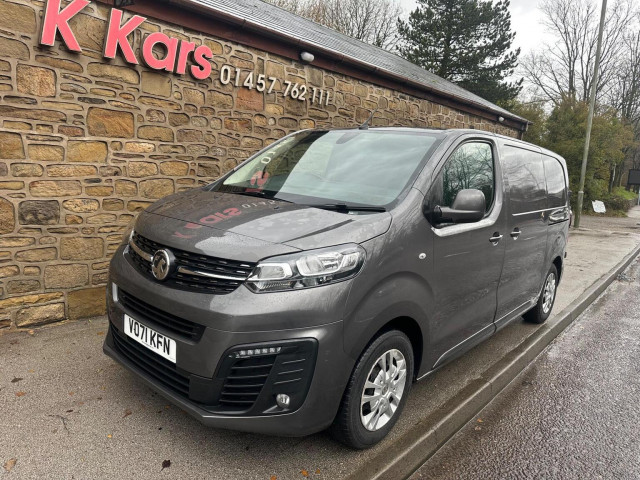 VAUXHALL VIVARO