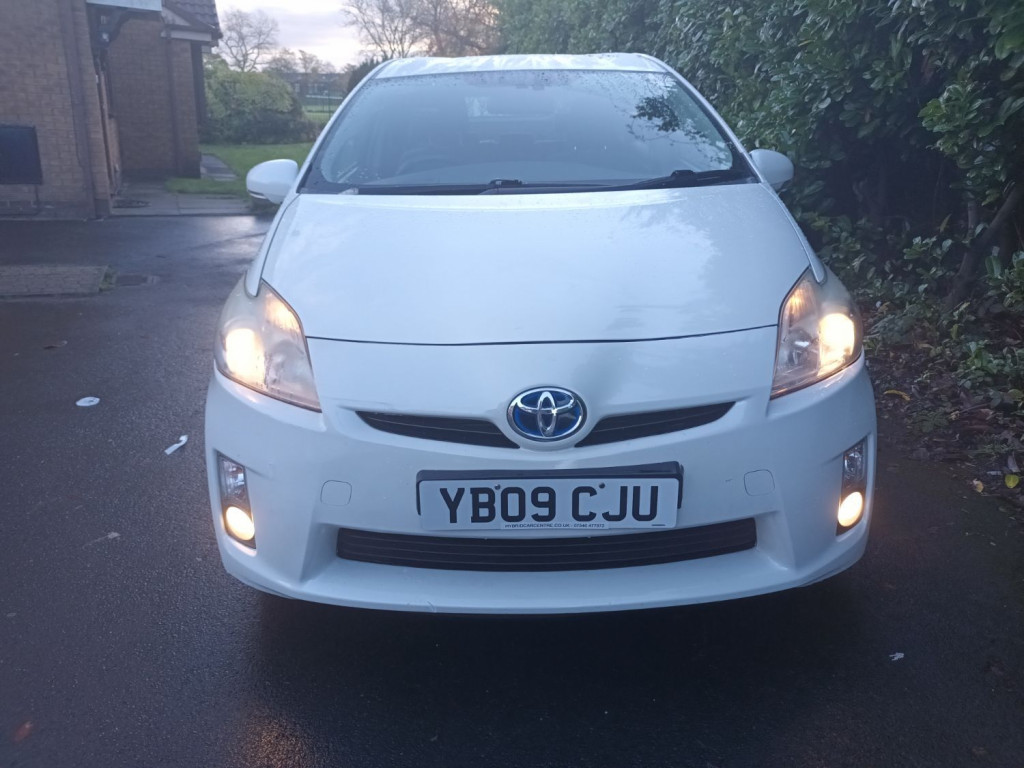 View TOYOTA PRIUS VVT-I T4