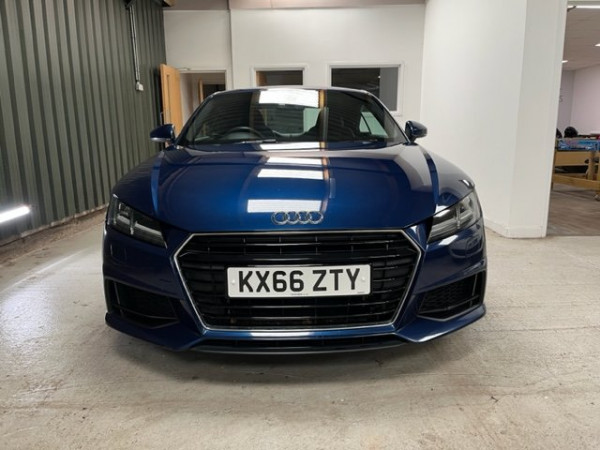 View AUDI TT 2.0 TDI ultra S line
