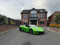 LAMBORGHINI HURACAN