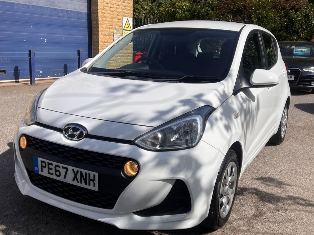 View HYUNDAI I10 1.0 SE Hatchback 5dr Petrol Manual Euro 6 (66 ps)