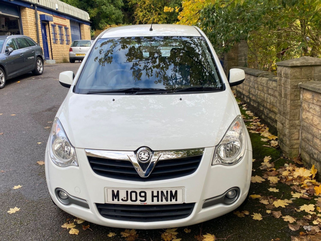 View VAUXHALL AGILA 1.2 i 16v Club 5dr