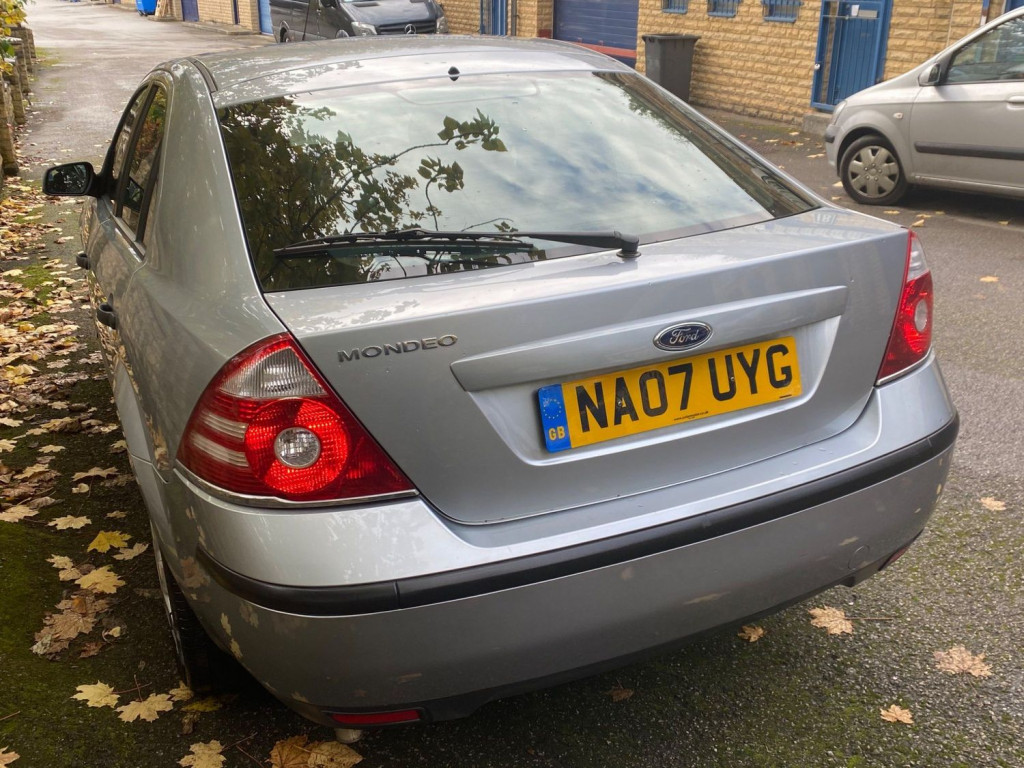 FORD MONDEO
