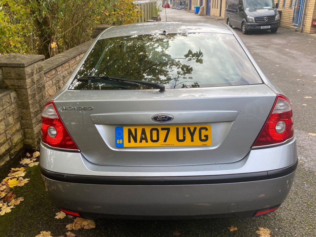 FORD MONDEO