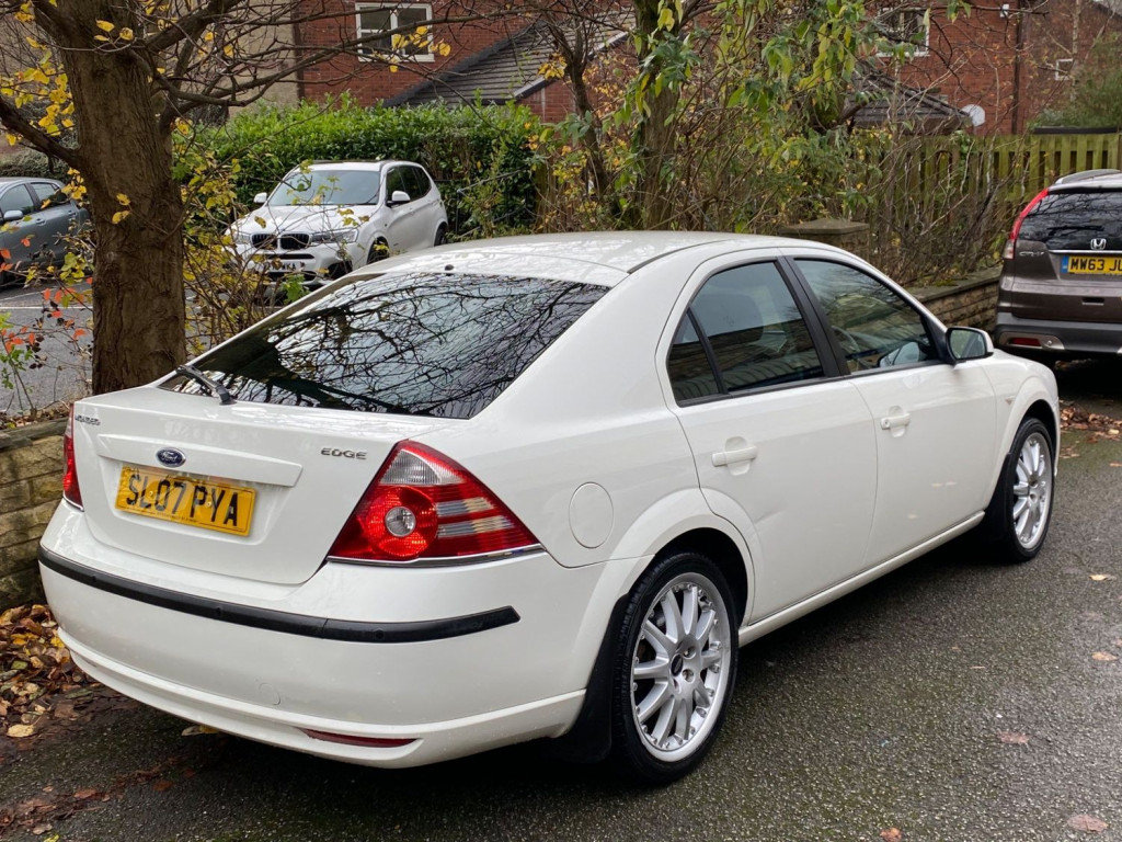 FORD MONDEO
